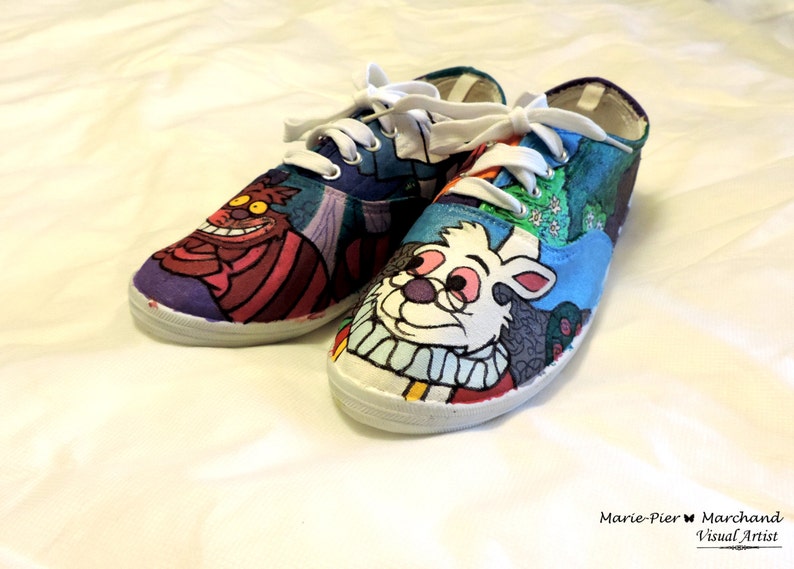 alice in wonderland vans size 8