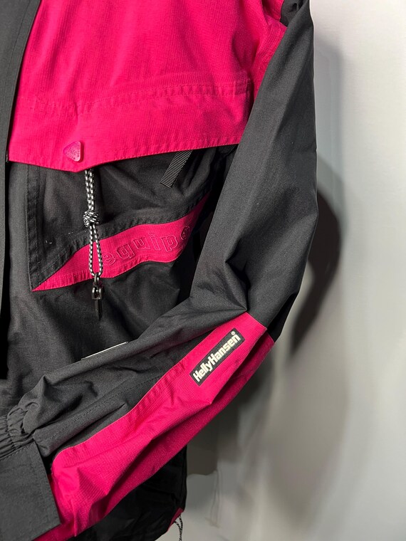 Vintage Helly Hansen Tech Equipe Ski Snowboard Wa… - image 8