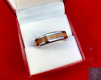 Tungsten Ring With Woodgrain (Size10 in 6mm)