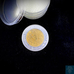 Mexican 5 Pesos (Two-Tone Collectable Coin)