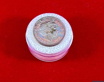 Queen Elizabeth II Collectable Coin (1 Penny From 2004)