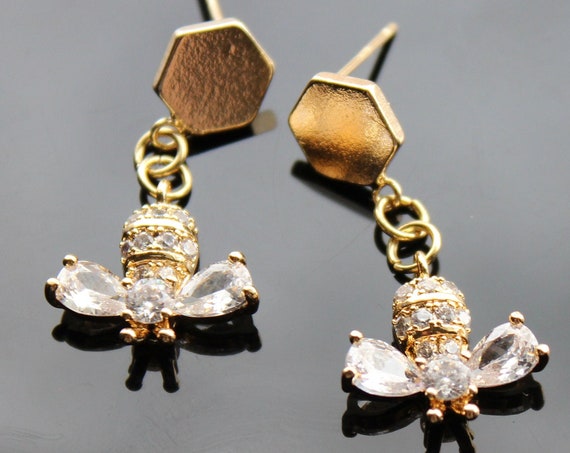 Gold plated bee drop earrings