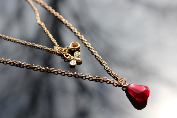 Pomegranate bee necklace
