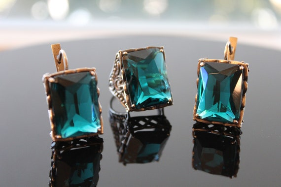 Handmade Rare emerald green topaz sterling silver jewelry set