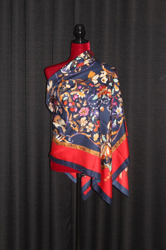 Large square bird scarf 50-50 in