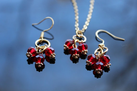 Handmade red berries holly berry jewelry set