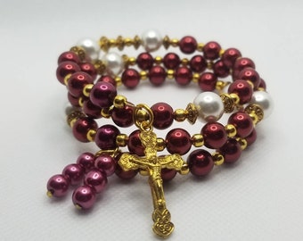 Lutheran rosary bracelet, Lutheran prayer bead bracelet, memory wire wrap bracelet, prayer aid, gold, wine and white glass pearls, religious