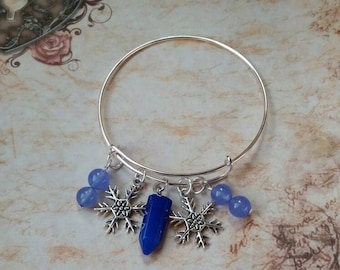 Winter bangle, expandable bangle, Winter jewelry, matches prayer beads, Winter pagan bracelet, snow and ice themed, snowflakes, Malay Jade