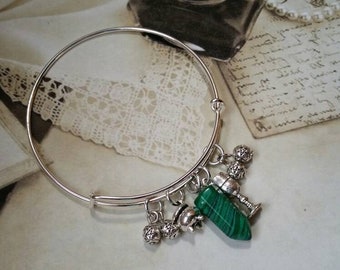 Samhain bangle, expandable bangle, Samhain jewelry, matches prayer beads, Samhain bracelet, Malachite, witch charms
