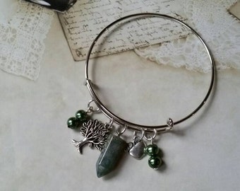 Lammas bangle, expandable bangle, Lammas jewelry, matches prayer beads, Lughnasadh bracelet, Green gemstone, glass pearls, tree and apple