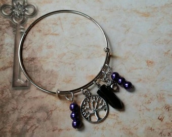Lammas bangle, expandable bangle, Lammas jewelry, matches prayer beads, Lughnasadh bracelet, Black Onyx, purple glass pearls, acorn, tree