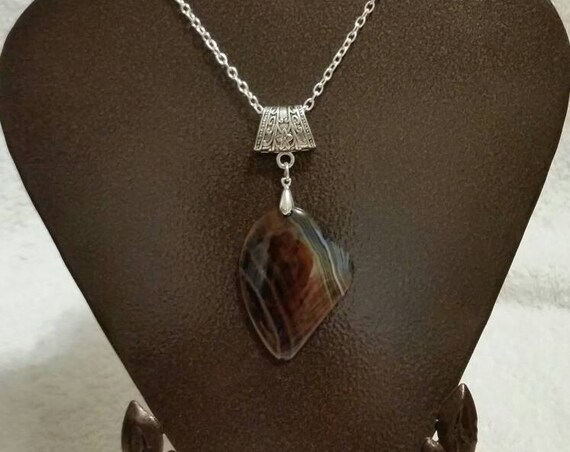 Gorgeous Banded Onyx or Agate pendant, polished gemstone necklace, silver-toned jewelry bail, gemstone jewelry, striped stone necklace