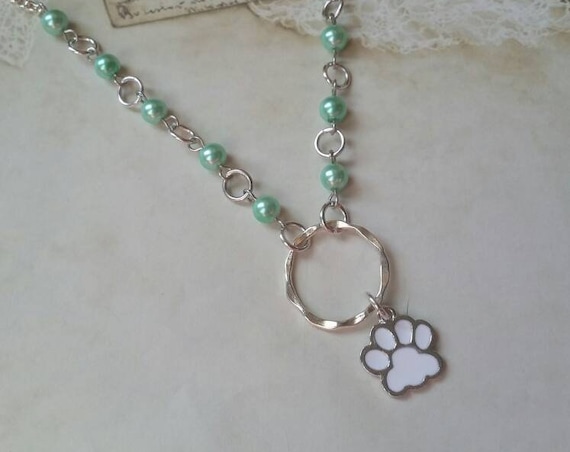 Kitten day collar, discreet day collar, green glass beads, BDSM collar, O ring necklace, silver day collar, princess collar, white paw charm