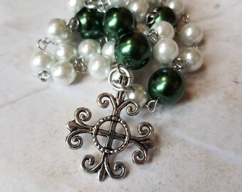 Anglican prayer beads, Methodist rosary, Protestant prayer beads, Episcopal rosary, stainless steel, Christmas colors, glass pearls