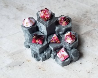 Wine and white marbled 16mm dnd dice with gold numbers, polyhedral gaming dice, DnD dice set, D and D, gaming dice, set of 7 DnD dice