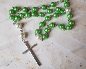 Anglican, Episcopal prayer beads, Methodist prayer beads, Protestant rosary, silver-toned, green and white glass pearls, simple cross