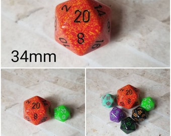 Fire 34mm Jumbo d20, orange  and red speckled with black numbers, giant dnd dice, 34mm d20 dice, huge dice,  jumbo d20, RPG dice, big d20