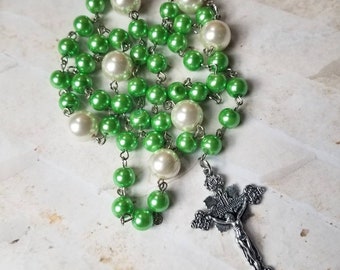 Lutheran rosary, prayer beads, green apple and ivory glass pearls, silver-toned budded crucifix, religious, OOAK, hand-wired, prayer beads