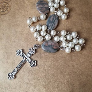 Orthodox prayer beads, Orthodox Chotki, ivory glass pearls, gray marble beads, budded crucifix, silver toned, Orthodox Chotki, Komboskini