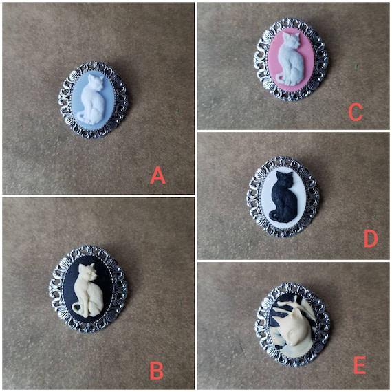 Cameo brooch or pendant, cat cameo, kitten cameo, cat cameo necklace, fantasy jewelry, LARP jewelry, silver-toned bezel, kitty cameo brooch