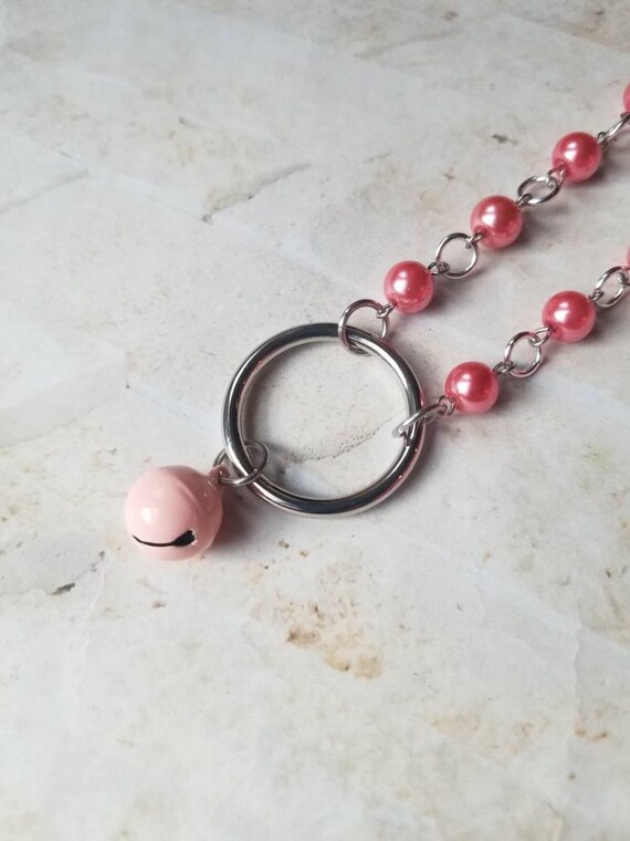 Kitten day collar, discreet day collar, pink glass beads, BDSM collar, O ring necklace, silver day collar, princess collar, pink bell