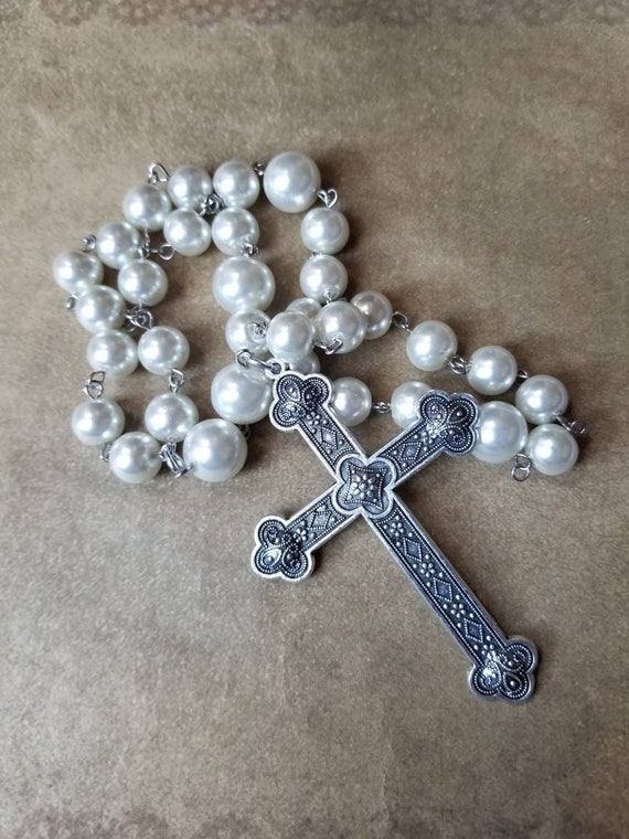 Episcopal prayer beads, Methodist rosary, Protestant prayer beads, Anglican rosary, ivory glass pearls, silver metal, reversible cross