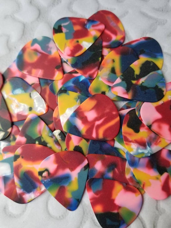 Destash guitar picks, multicolor guitar picks, guitar plectrums, generic guitar picks, guitar pick destash, multicolor, NEW color, x 20