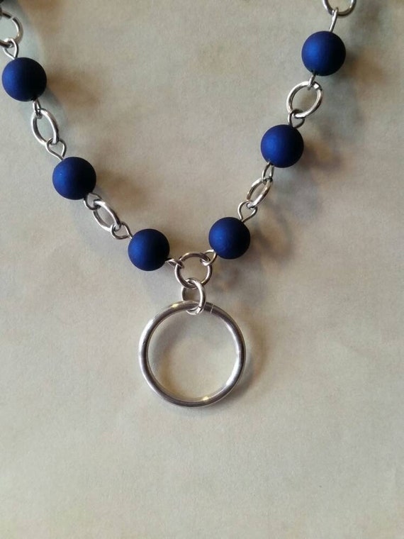 O ring day collar, matte navy glass beads, discreet day collar, symbolic jewelry, BDSM collar, submissive collar, silver, O ring necklace