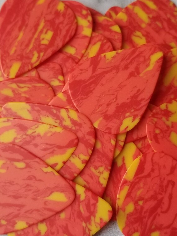 Destash guitar picks, multicolor guitar picks, guitar plectrums, generic guitar picks, guitar pick destash, pink and yellow, NEW color, x 20