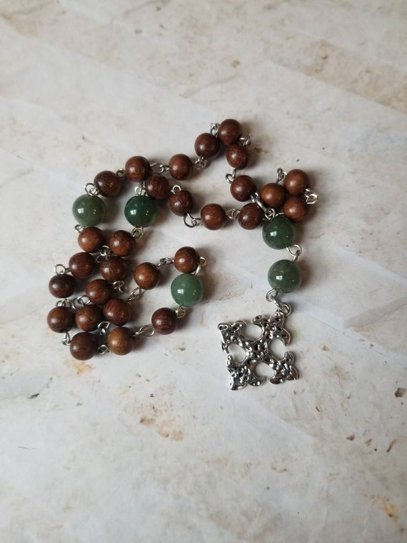 Prayer beads, Madre de cacao wood, Green Aventurine beads, silver cross, Protestant, Anglican, Episcopal, Methodist, hammered silver cross