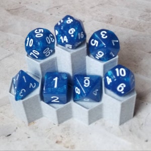 Glittery pearl blue 16mm dnd dice,gaming dice, DnD dice set, RPG dice, dnd dice, gaming dice, set of 7 DnD dice, two toned dice
