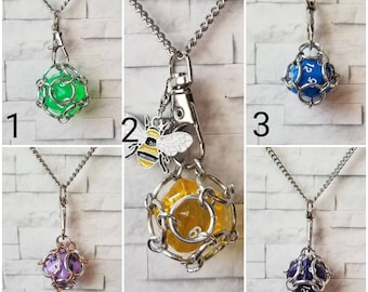 Captive dice jewelry, removable d20 necklace, dice jail necklace, dnd dice jewelry, chain maille cage, d20 pendant,