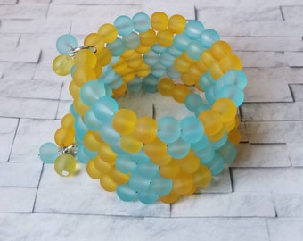 Support for Ukraine bracelet, memory wire bracelet, Ukrainian solidarity bracelet, blue and yellow sea glass, Ukrainian colors,