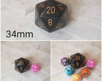 Black and gold 34mm Jumbo d20, dnd dice, oversized d20, jumbo sized d20, dnd d20, dnd dice, ttrpg dice, 34mm jumbo dnd d20