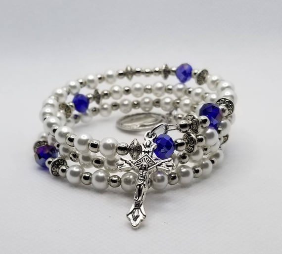 Bracelet, Catholic five decade rosary, silver tone, off-white glass pearls,blue glass beads, religious medal, crucifix, memory wire