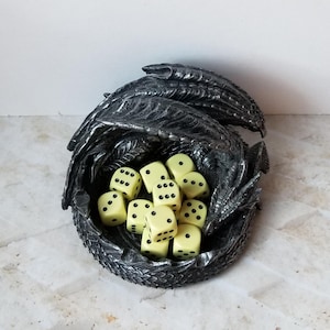Single Chessex pastel yellow and black d6 die, extra 16mm d6 dnd dice, ornate polyhedral gaming dice, DnD dice, RPG dice, spare dice,