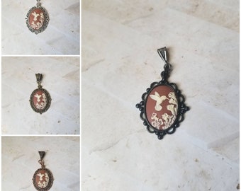 Hummingbird cameo pendant, Hummingbird cameo necklace, Carnelian and ivory hummingbird cameo, Hummingbird on flowers, Victorian nature cameo