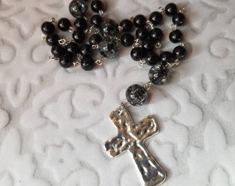 Anglican Prayer beads, religious, hand-wired black glass Methodist, Episcopal, Protestant, prayer beads, hammered silver-toned cross, black