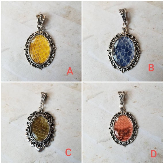 Snake shed jewelry, snake shed pendant, snakeskin necklace, cruelty free snake shed jewelry, snake shed behind glass or silicone,unique gift