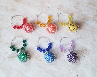 Dnd wine charms x 6, glass markers, wine charms, cup charms, bottle charms, dice  wine glass charms, beverage markers, d20 wine charms,