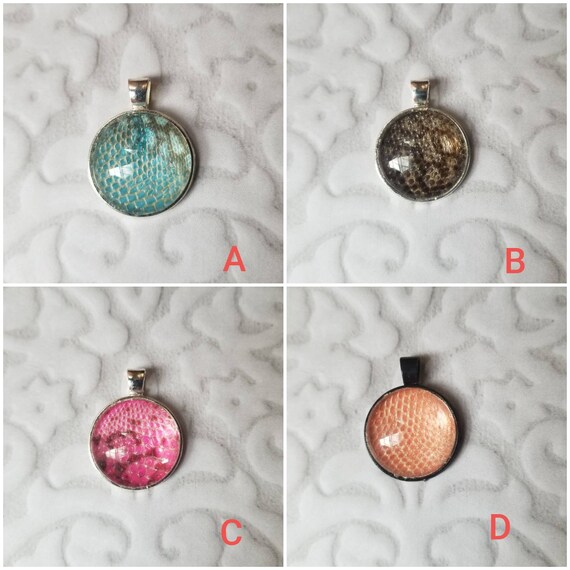 Tegu shed jewelry, reptile shed pendant, Lizard necklace, cruelty free Tegu shed jewelry, Tegu shed behind glass, gift for reptile lover