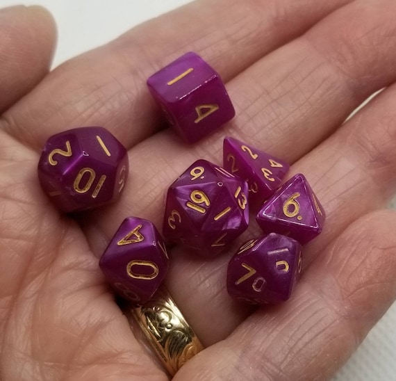 Pearly dark magenta and gold mini Dnd dice, mini polyhedral gaming dice, DnD dice set, RPG dice, D and D dice, set of 7 DnD dice, 10mm dice