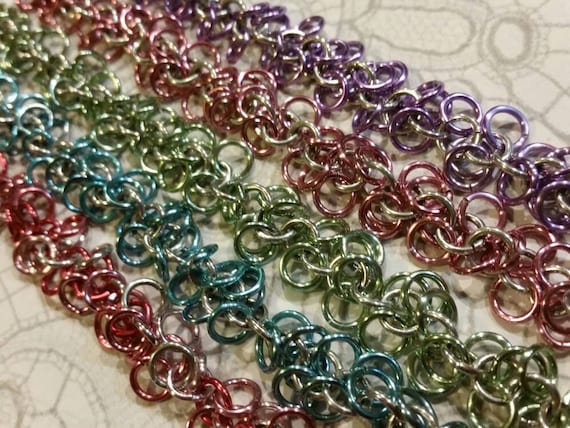 Chain maille bracelet, Shaggy loops bracelet, shaggy loops chain maille bracelet, pastel colors, chainmaille jewelry, chain mail jewellery