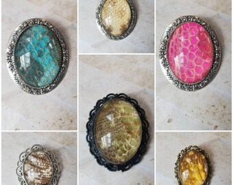 Tegu shed jewelry, reptile shed brooch, Tegu brooch, cruelty free Tegu shed jewelry, Tegu shed behind glass, gift for reptile lover
