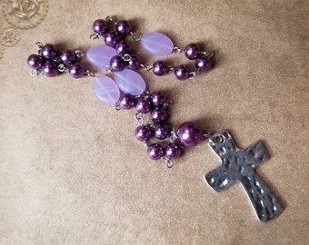 UU Prayer beads, purple glass pearls, lavender glass beads, Unitarian Universalist, silver metal hammered cross, hand-wired, prayer aid