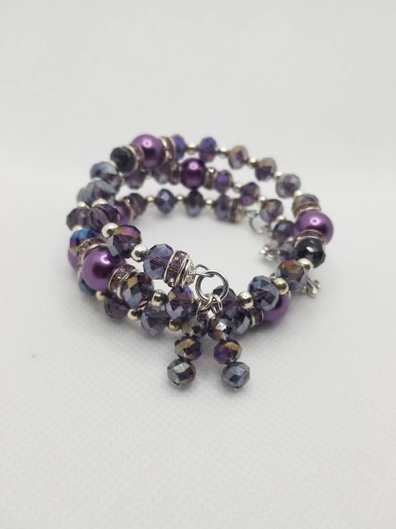 Lutheran rosary bracelet, Lutheran prayer bracelet, memory wire bracelet, wrap bracelet, purple crystal glass beads, budded crucifix silver