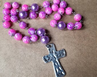 Anglican prayer beads, Episcopal rosary, Methodist rosary, Protestant prayer beads, pink and purple glass beads, hammered silver cross