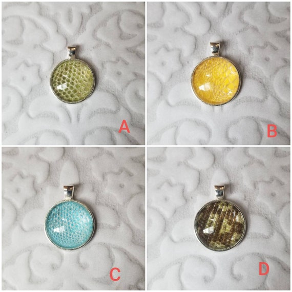 Tegu shed jewelry, reptile shed pendant, Lizard necklace, cruelty free Tegu shed jewelry, Tegu shed behind glass, gift for reptile lover