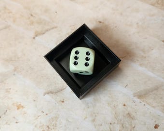 シングルチェセックスパステルグリーンとブラックのd6ダイス、追加の16 mm d6 dndダイス、装飾的な多面体ゲームダイス、DnDダイス、RPGダイス、スペアダイス、