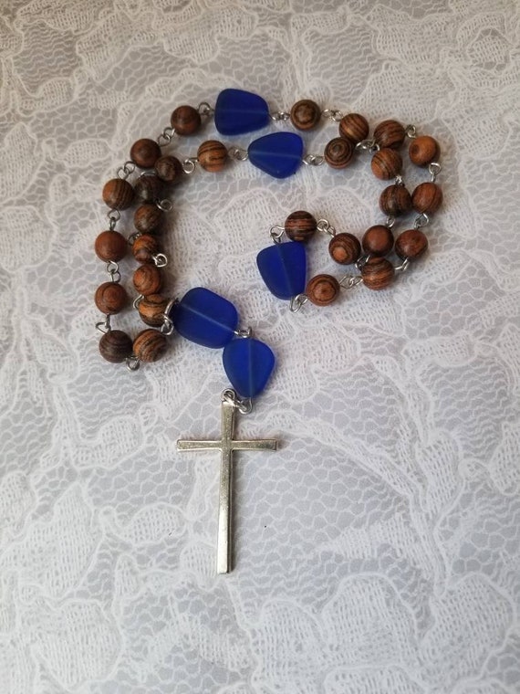 Anglican prayer beads, Episcopal rosary, Protestant prayer beads, Sandalwood beads, stainless steel, blue sea glass, silver toned cross